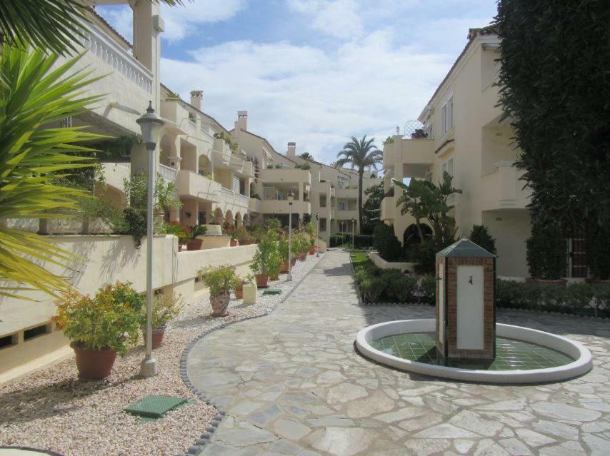 Apartment In El Paraiso - Near Puerto Banus Estepona Exteriör bild