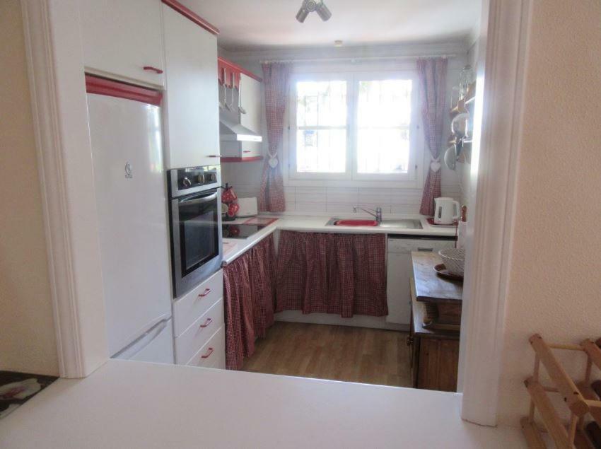Apartment In El Paraiso - Near Puerto Banus Estepona Exteriör bild